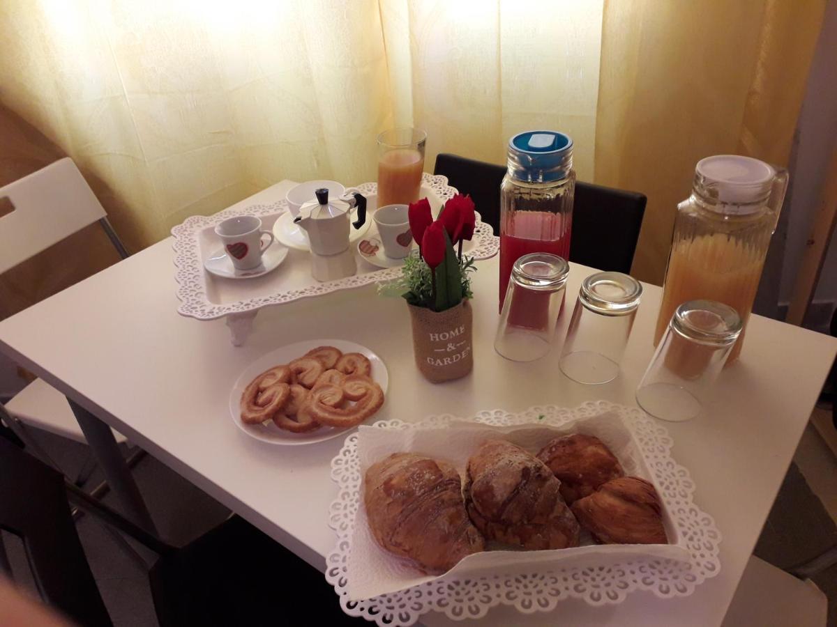 Alexander Hostel Napoli Dış mekan fotoğraf